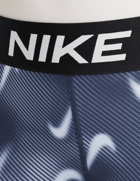 Short Nike G Np Df 3In Short Sport Vnr Hq9307 para entrenamiento niña