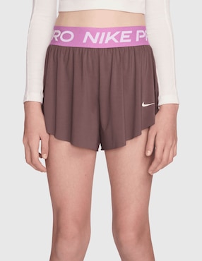 Short Nike efecto doble prenda para entrenamiento niña