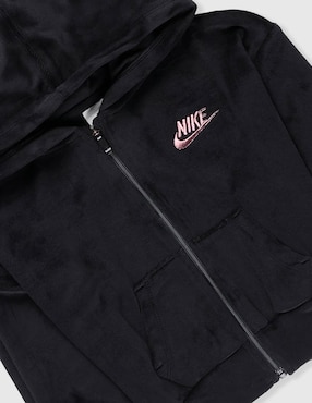 Conjunto deportivo Nike para niña
