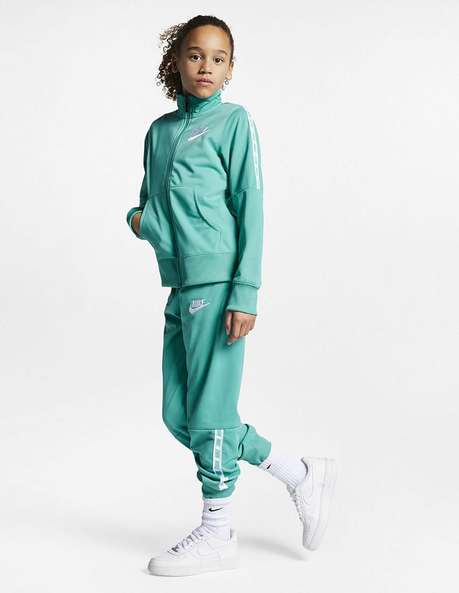 conjunto deportivo niña nike
