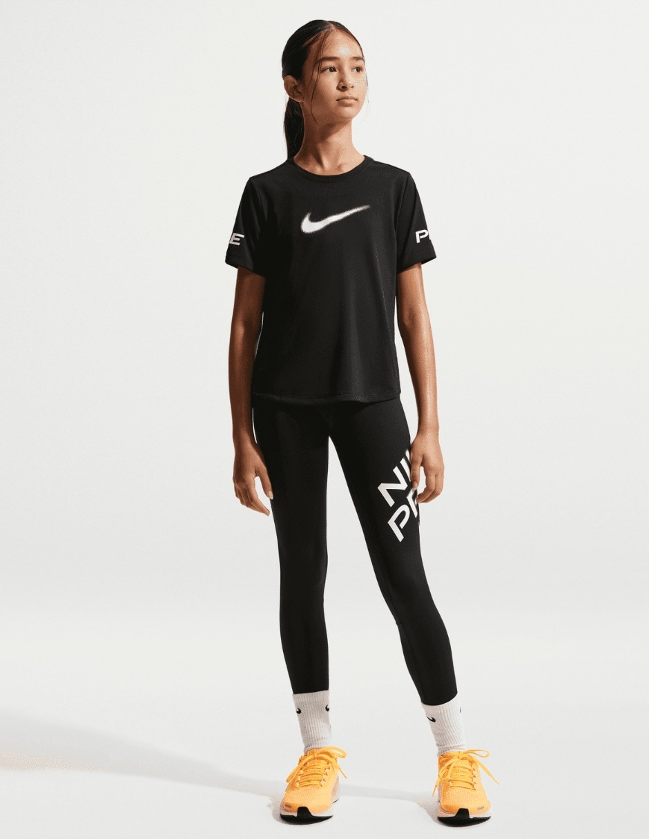 Playera deportiva para entrenamiento de niña