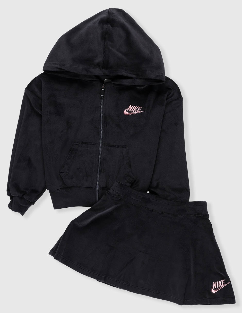 Conjunto deportivo para niña